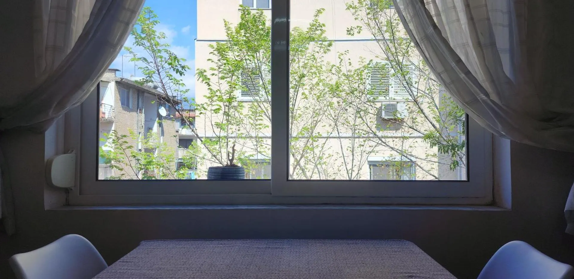Helianthus, By Bloom Apartments In Central Tirana 0*,
